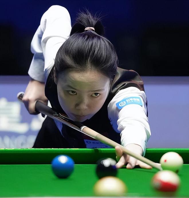 两队在攻防 两队在攻防